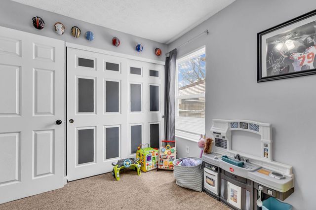 6608 Cedar Court W, Galloway, OH 43119