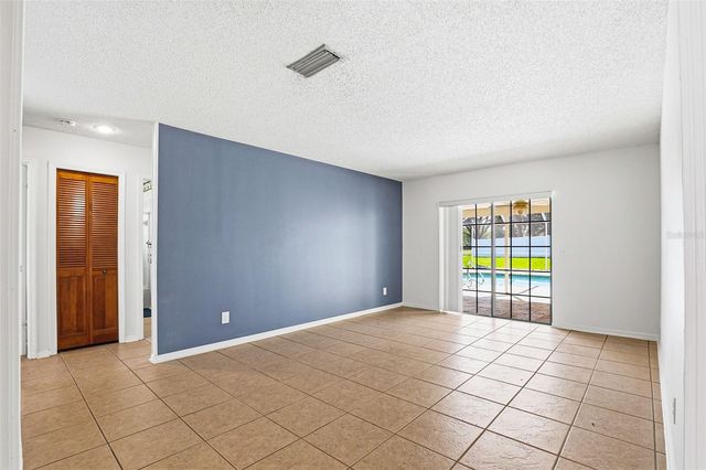 2441 BUCKNELL DRIVE, Valrico, FL 33596