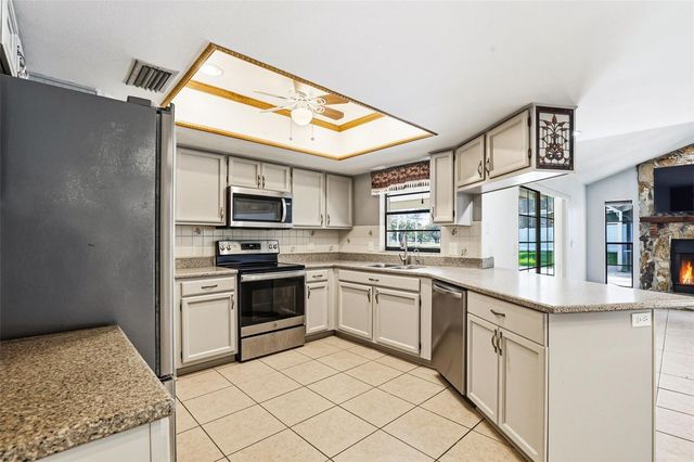 2441 BUCKNELL DRIVE, Valrico, FL 33596