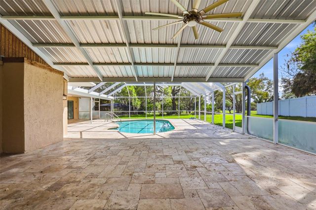 2441 BUCKNELL DRIVE, Valrico, FL 33596