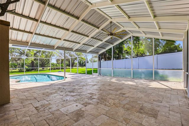 2441 BUCKNELL DRIVE, Valrico, FL 33596