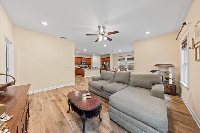 230 Wheat Drive, Crestview, FL 32536