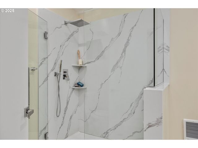 11911 Nw SEAVEY Rd, Forest Grove, OR 97116