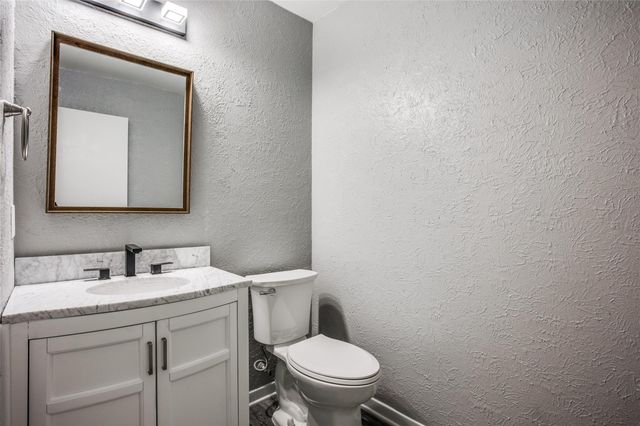 3205 Twinberry CV A, Austin, TX 78746