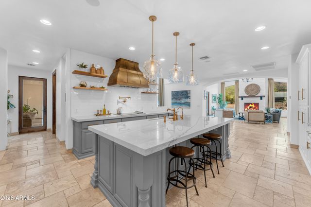 5850 E CONCHO Street, Apache Junction, AZ 85119