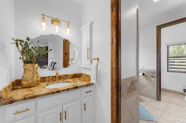 5850 E CONCHO Street, Apache Junction, AZ 85119