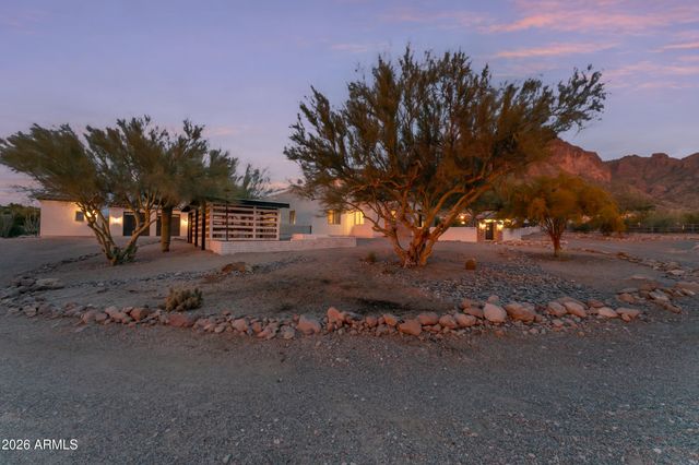 5850 E CONCHO Street, Apache Junction, AZ 85119