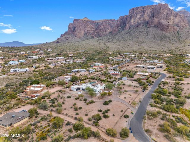 5850 E CONCHO Street, Apache Junction, AZ 85119