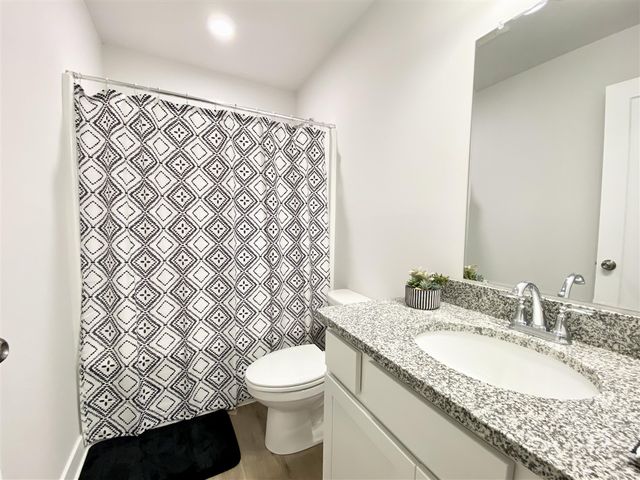 4293 Highpoint Drive 105, Wayland, MI 49348