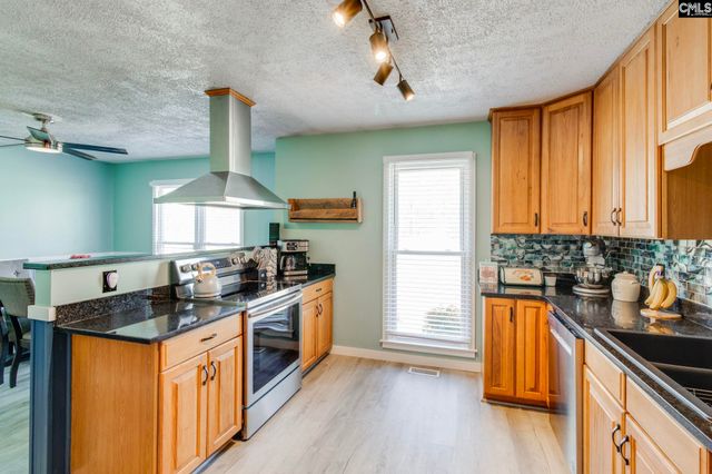 467 Wildwood Lane, Lugoff, SC 29078