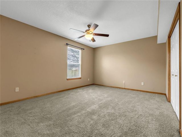 721 Saddle Peak Drive, Raymore, MO 64083