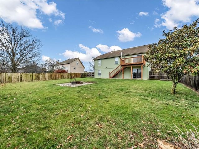 721 Saddle Peak Drive, Raymore, MO 64083
