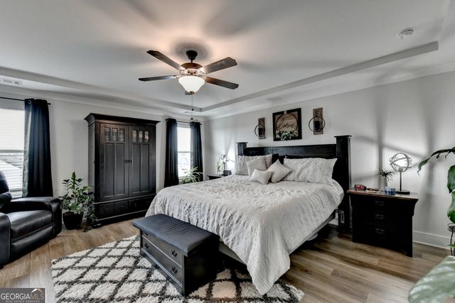 572 Redfish Way, Hoschton, GA 30548