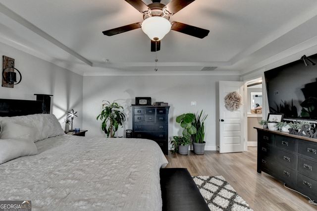 572 Redfish Way, Hoschton, GA 30548