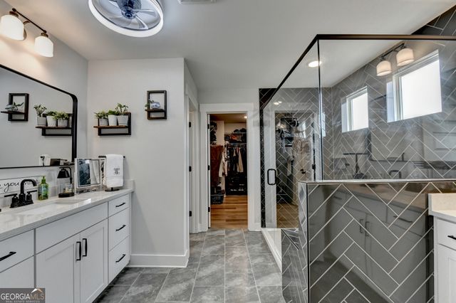 572 Redfish Way, Hoschton, GA 30548