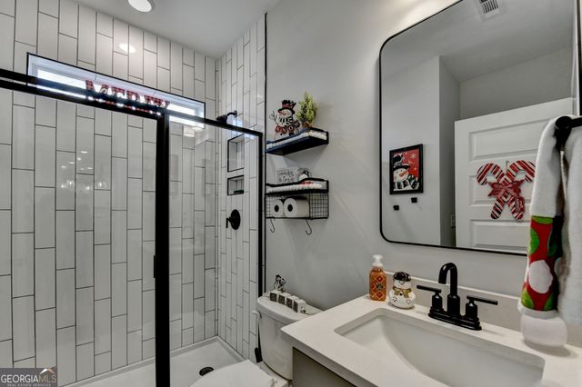 572 Redfish Way, Hoschton, GA 30548