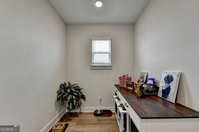 572 Redfish Way, Hoschton, GA 30548