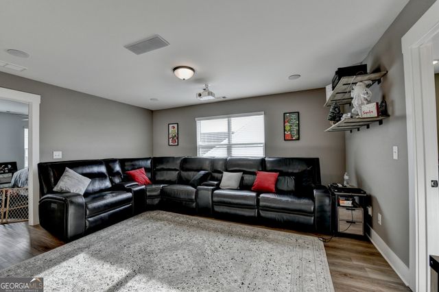 572 Redfish Way, Hoschton, GA 30548