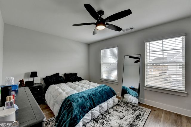 572 Redfish Way, Hoschton, GA 30548