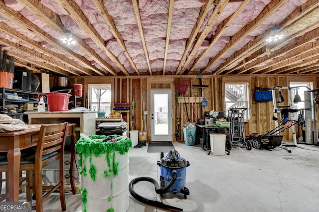 572 Redfish Way, Hoschton, GA 30548