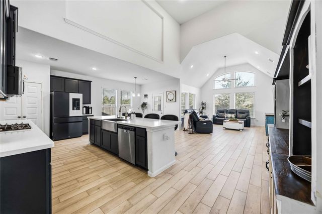 7703 Willow Forest Lane, Richmond, TX 77469
