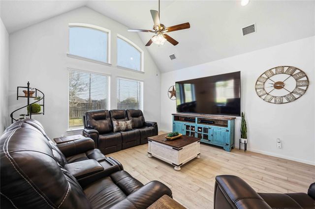 7703 Willow Forest Lane, Richmond, TX 77469