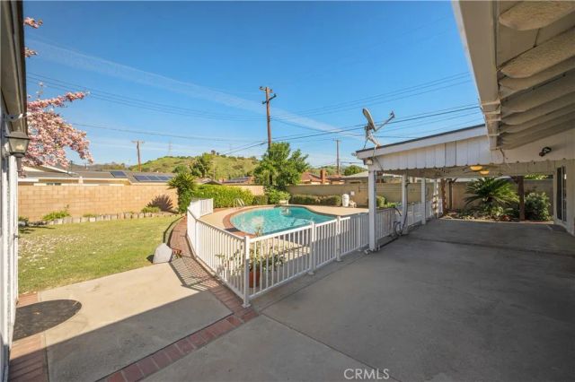 119 W Gladstone, Glendora, CA 91740