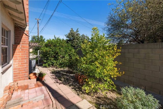 119 W Gladstone, Glendora, CA 91740