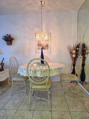 2180 Lake Osborne Drive 7, Lake Worth Beach, FL 33461