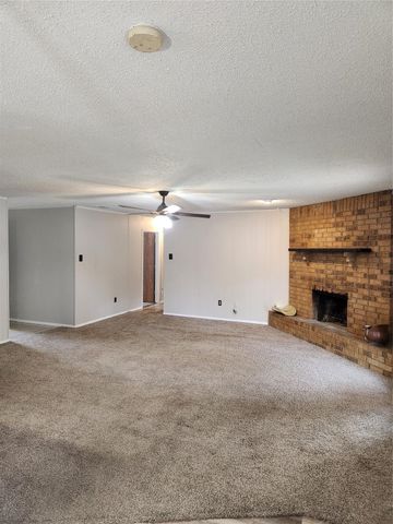 12419 Sparrow Court, Balch Springs, TX 75180