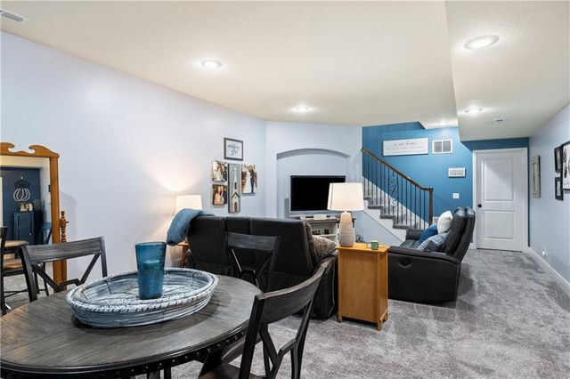 16513 W 168th Place, Olathe, KS 66062