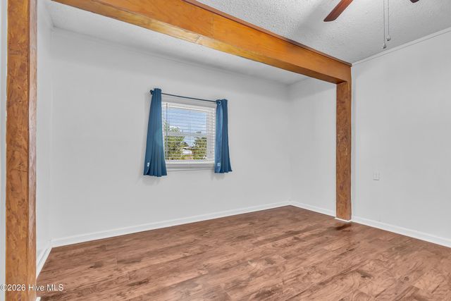 33 Riegel Drive, Hubert, NC 28539