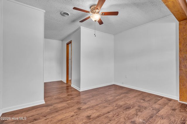 33 Riegel Drive, Hubert, NC 28539