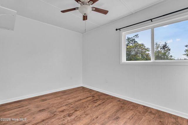 33 Riegel Drive, Hubert, NC 28539