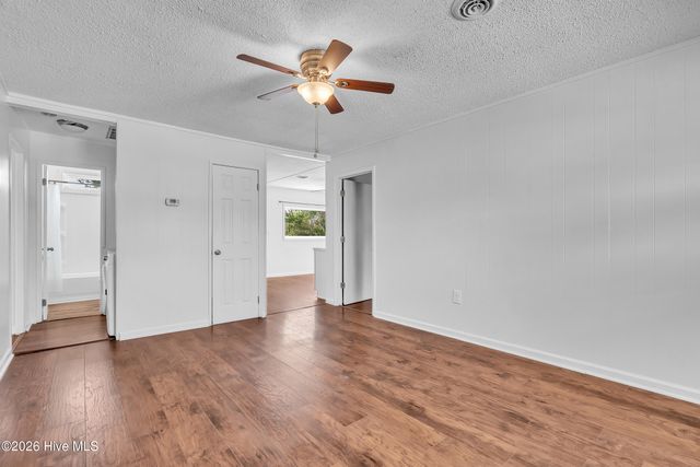 33 Riegel Drive, Hubert, NC 28539