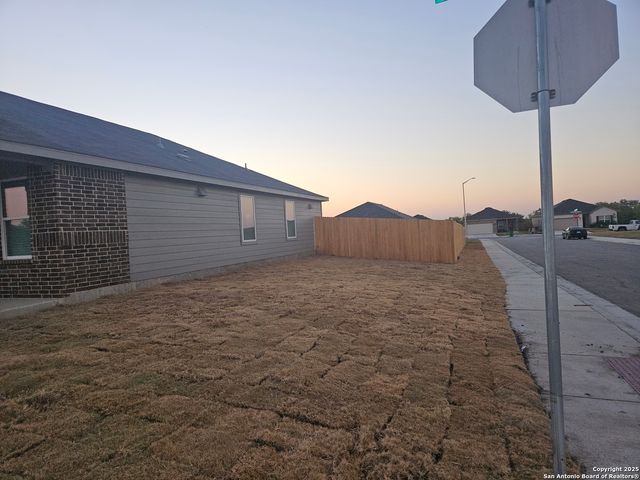 3449 Sky PL, Seguin, TX 78155