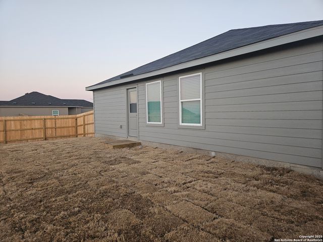 3449 Sky PL, Seguin, TX 78155