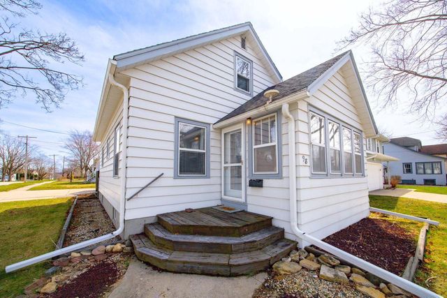 98 Jackson STREET, Fort Atkinson, WI 53538