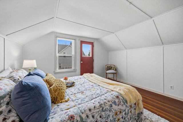 98 Jackson STREET, Fort Atkinson, WI 53538