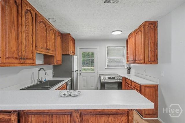 8434 Cresthill, Savannah, GA 31406