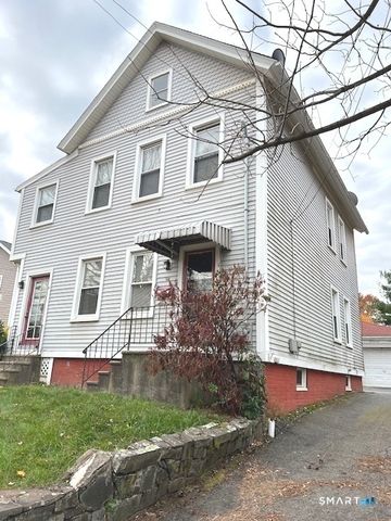 372 East Street, New Britain, CT 06051