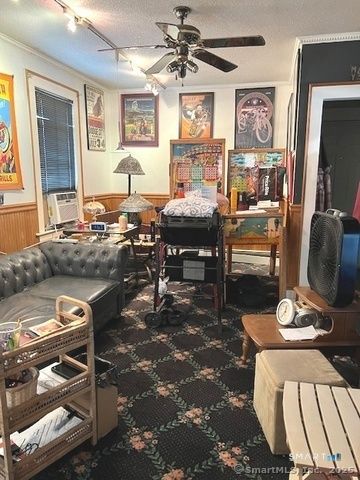 372 East Street, New Britain, CT 06051