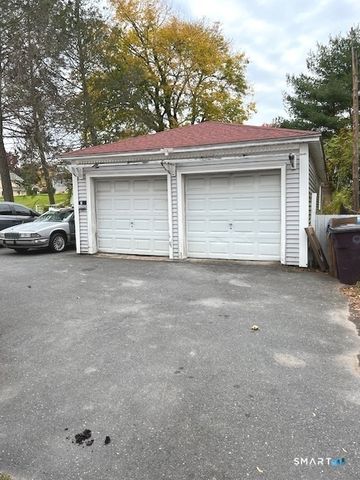 372 East Street, New Britain, CT 06051