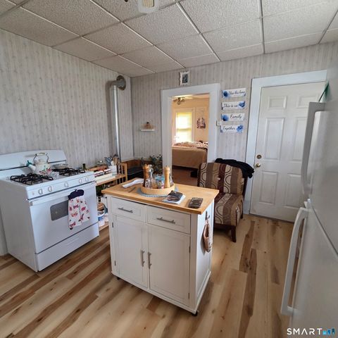 372 East Street, New Britain, CT 06051