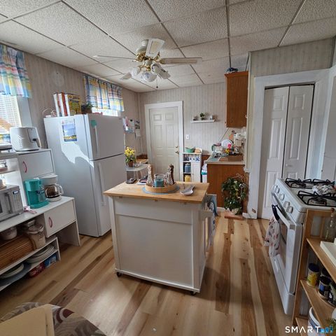 372 East Street, New Britain, CT 06051