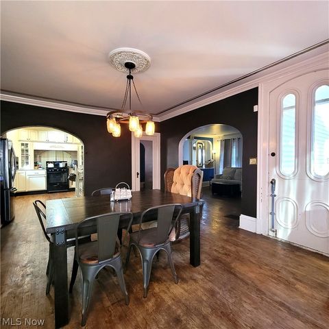 124 Park Avenue SW, Bolivar, OH 44612