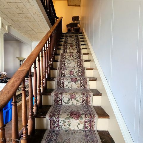 124 Park Avenue SW, Bolivar, OH 44612