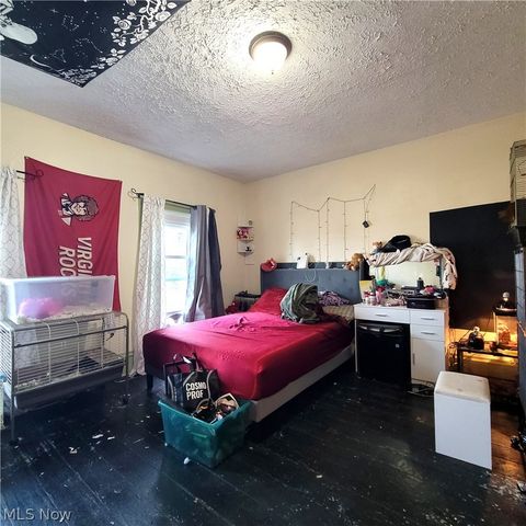 124 Park Avenue SW, Bolivar, OH 44612