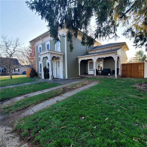 124 Park Avenue SW, Bolivar, OH 44612