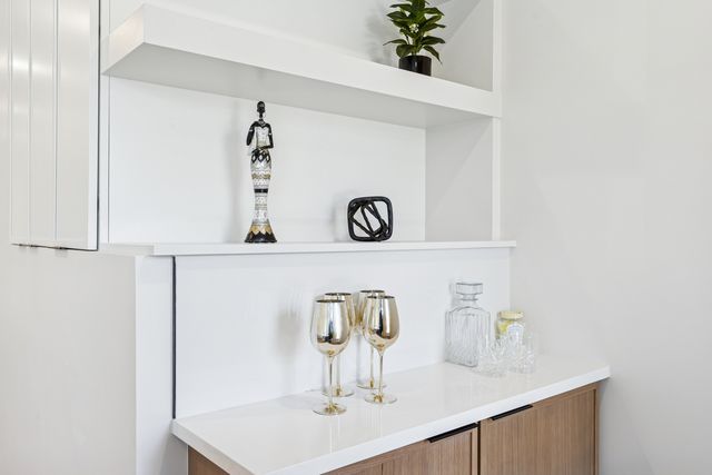 4206 S Calumet Avenue, Chicago, IL 60653